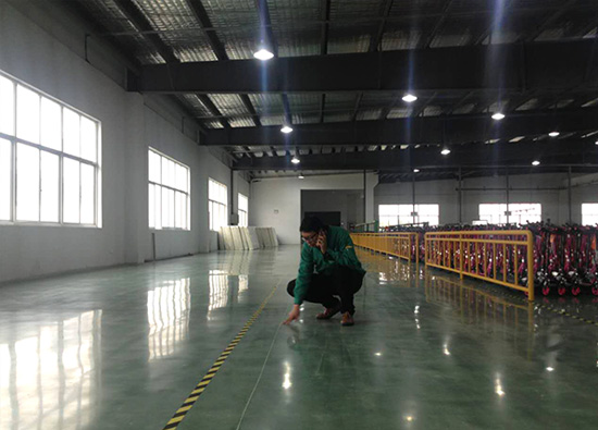 麗固地坪案例項目：昆山小小恐龍集團(tuán)有限公司